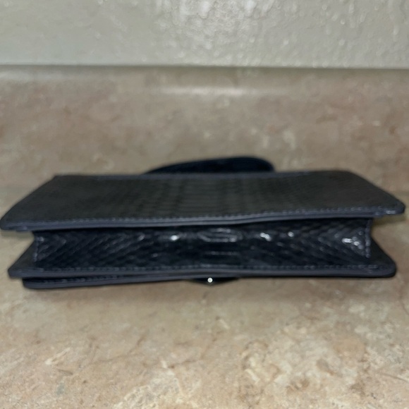 Lulu Dharma - Gray Bamboo Clutch
LULU DHARMA, NWOT - Picture 5 of 10